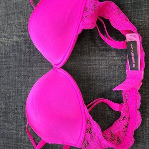 BRAND NEW LA SENZA BEYOND BRA